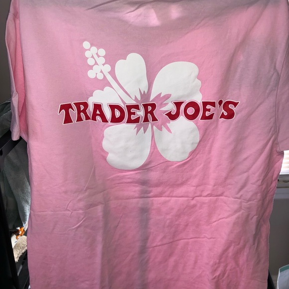 Trader Joe's T-Shirt - Picture 5 of 5